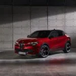 Neuer Alfa Romeo Junior (ex Milano) 2024: an Bord des neuen SUV mit Kleeblatt