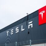 « Tesla est une arnaque à la Ponzi » : la fille d'Elon Musk frappe fort