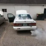 Warum der Motor dieses Toyota Camry auf 800 km 2,6 Liter Öl verbraucht